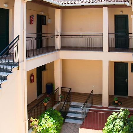 Maria'S Apartments Kavos Exterior photo