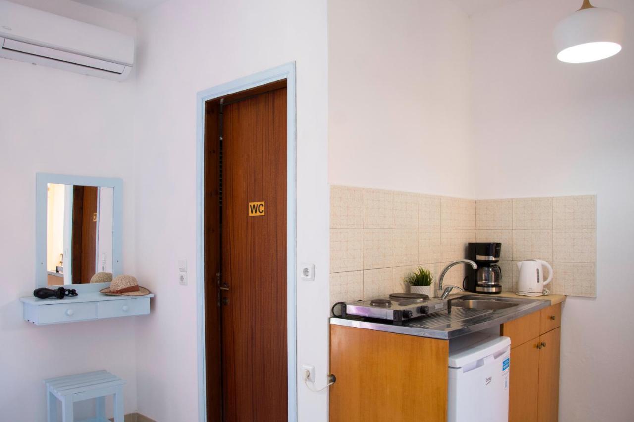 Maria'S Apartments Kavos Exterior photo