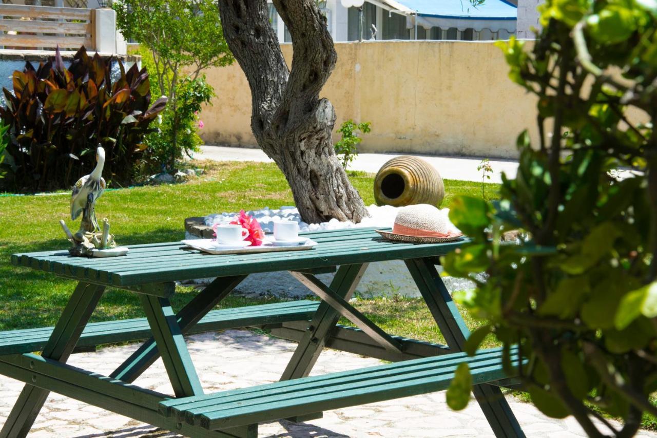 Maria'S Apartments Kavos Exterior photo
