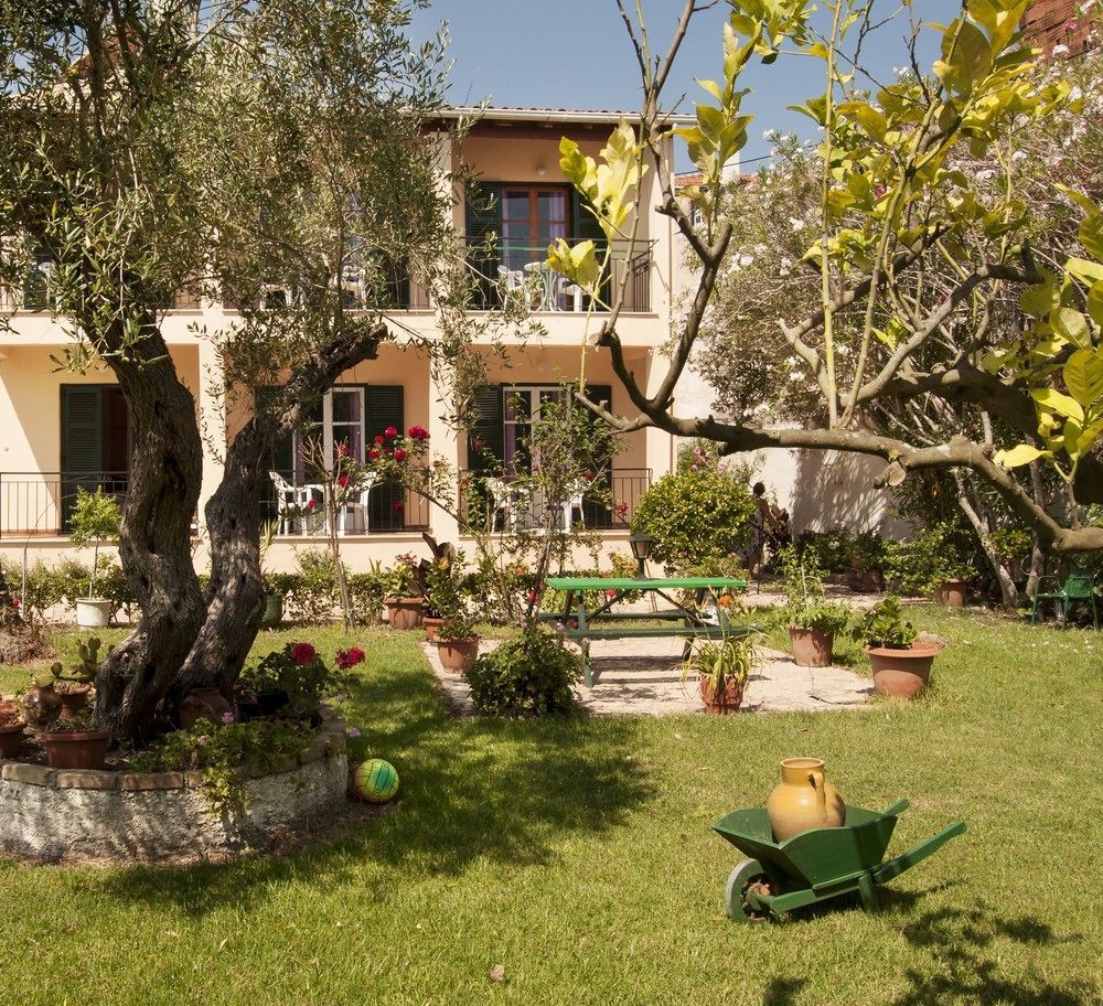 Maria'S Apartments Kavos Exterior photo